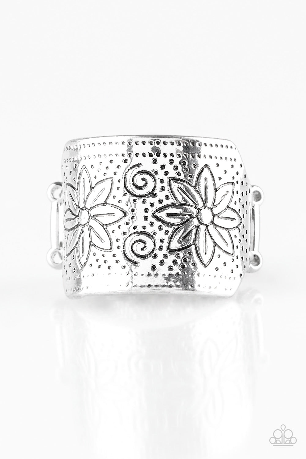 1-049 Wild Meadows - Silver