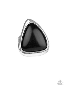 3-035 Stone Scene - Black Ring